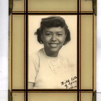 Vivian Ross Photo 28