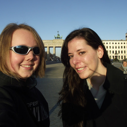 Lori Norris Photo 15