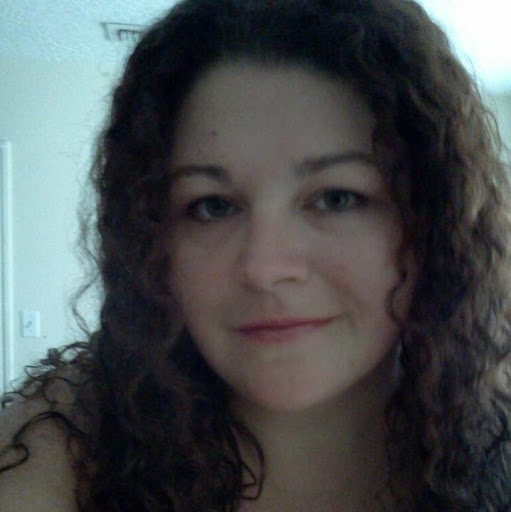 Michelle Holt Photo 41