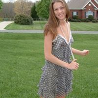 Alyssa Simmons Photo 13