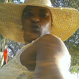 Sharon Roberson Photo 6