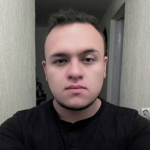 Alejandro Guzman Photo 21
