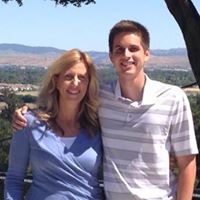 Julie Leone Photo 15