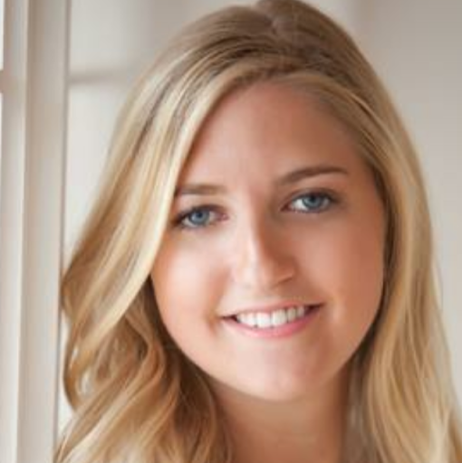 Brittany Thompson Photo 33