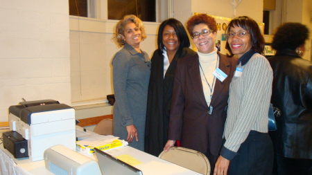 Debra Wilson Photo 37