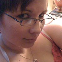 Annie Matthews Photo 20