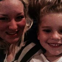 Danielle Lester Photo 9