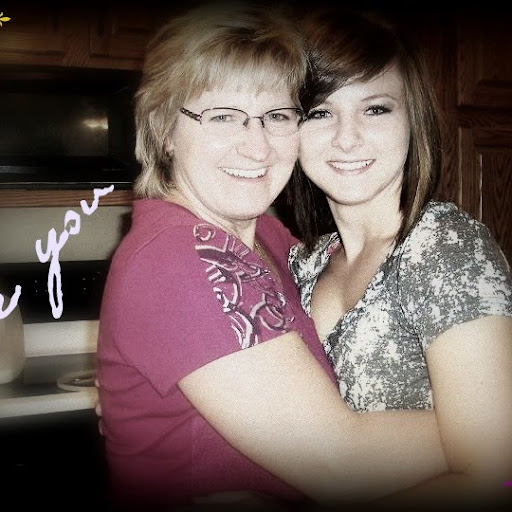 Michelle Dick Photo 13