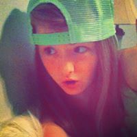 Vicky Schmidt Photo 20