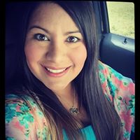 Jeannette Salinas Photo 17