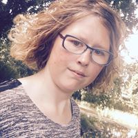 Lea Pedersen Photo 10