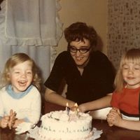 Jackie Adams Photo 19