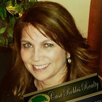 Catherine Robles Photo 17