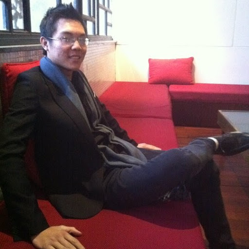 Si Nguyen Photo 17