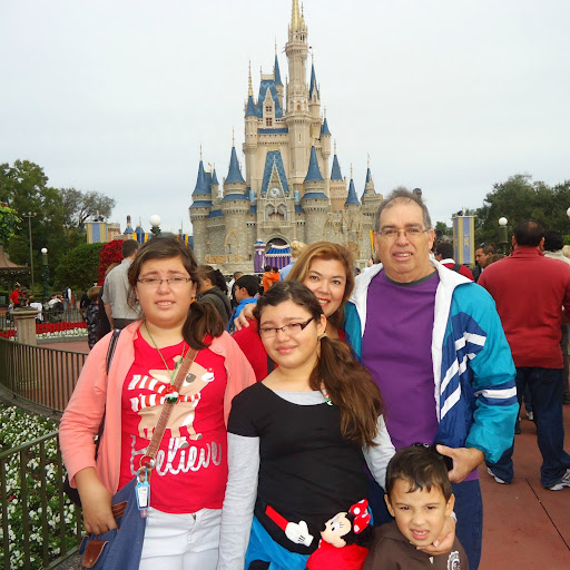 Debbie Garza Photo 29