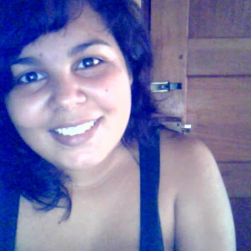 Nicole Canales Photo 25