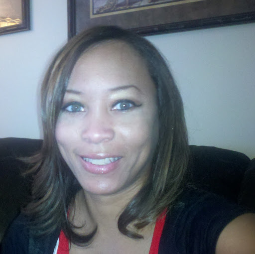 Angela Arnold Photo 37