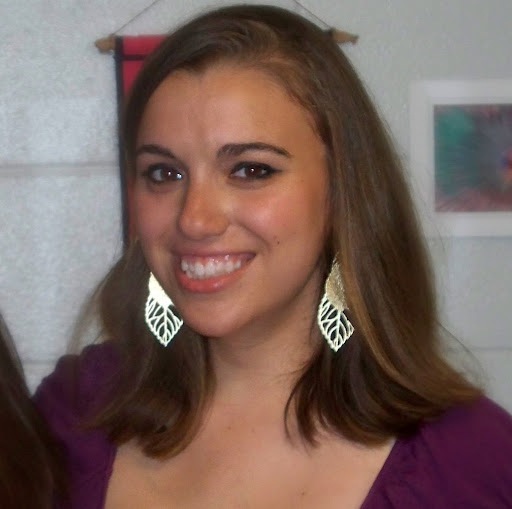 Laura Braun Photo 20