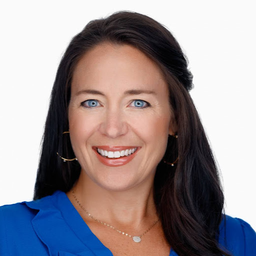 Shannon Hebert Photo 9