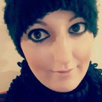 Elizabeth Collins Photo 18