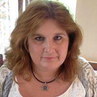 Debbie Skelton Photo 13