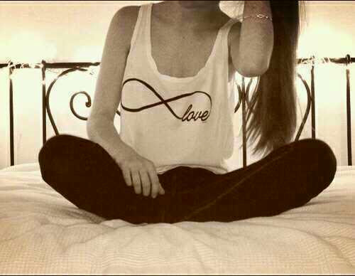 Amelia Green Photo 13