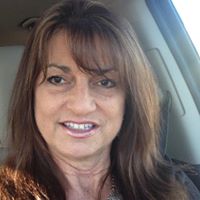 Suzanne Phillips Photo 36