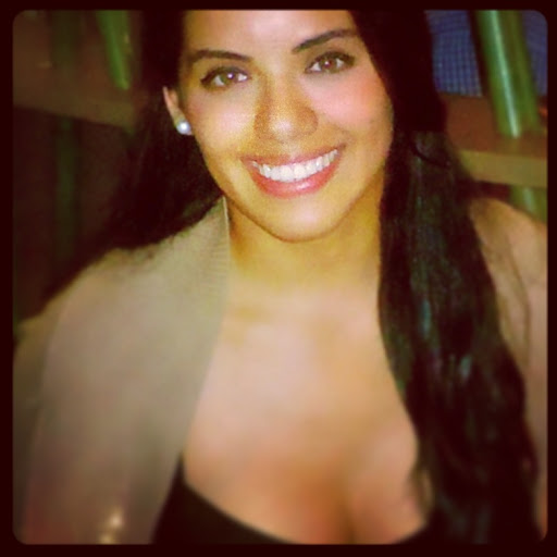 Julie Romero Photo 18