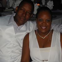 Penelope Lewis Photo 12