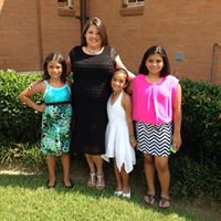 Angela Suarez Photo 15