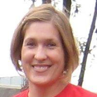 Elizabeth Chamberlain Photo 18