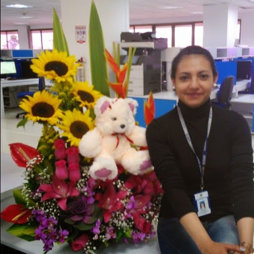 Jacqueline Jimenez Photo 12