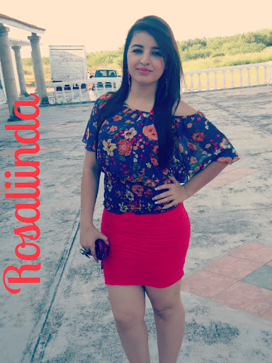 Rosalinda Martinez Photo 32