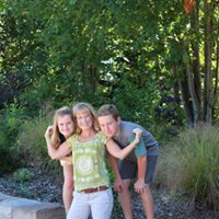 Beth Houser Photo 19