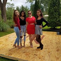 Julie Gardner Photo 20