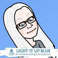 Julie Clifton Photo 23