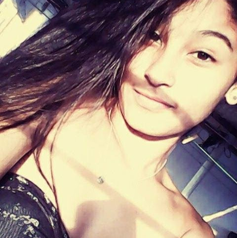 Julia Gomez Photo 19