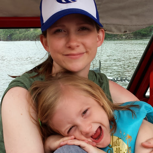 Lisa Stauffer Photo 17