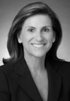 Michele Williams Photo 1