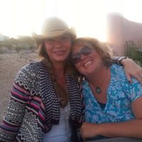 Kristen Kitchens Photo 4