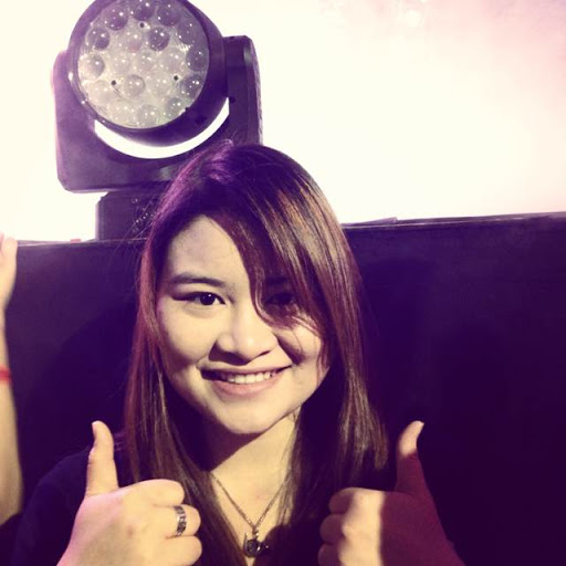 Tracy Duong Photo 17