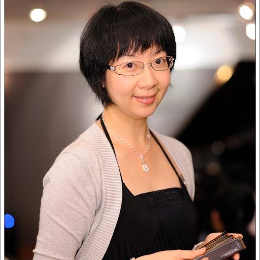 Christina Cheung Photo 20
