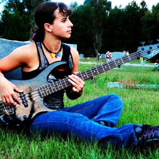 Julie Goldstein Photo 10