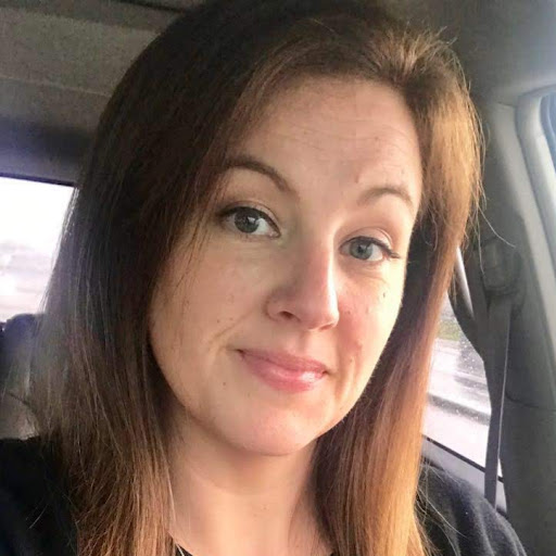 Laura Blake Photo 39