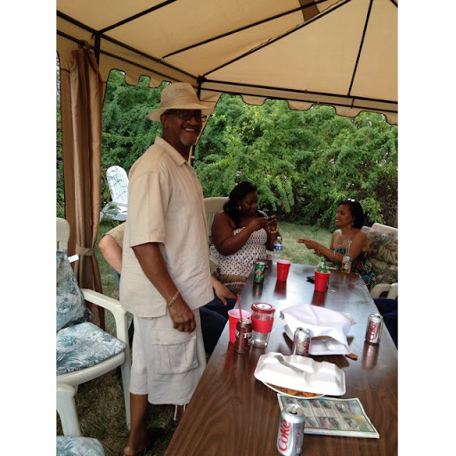 Thomas Boles Photo 6