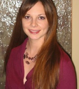 Elizabeth Martinez Photo 7