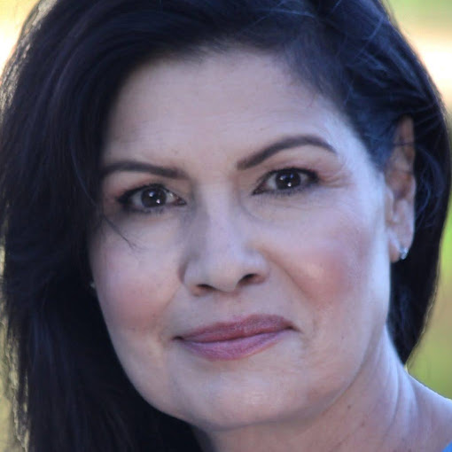 Denise Cameron Photo 19