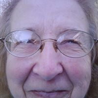 Loretta Douglas Photo 4
