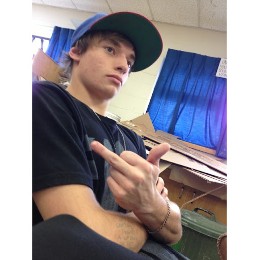 Justin Wall Photo 40