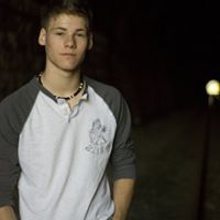 Derek Rollins Photo 17